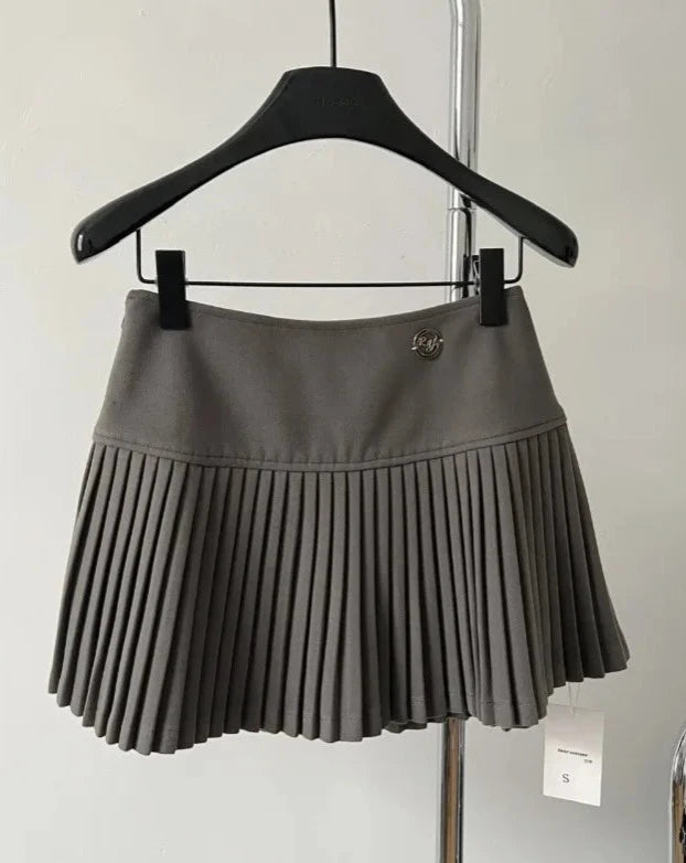 women's pleated mini skirt